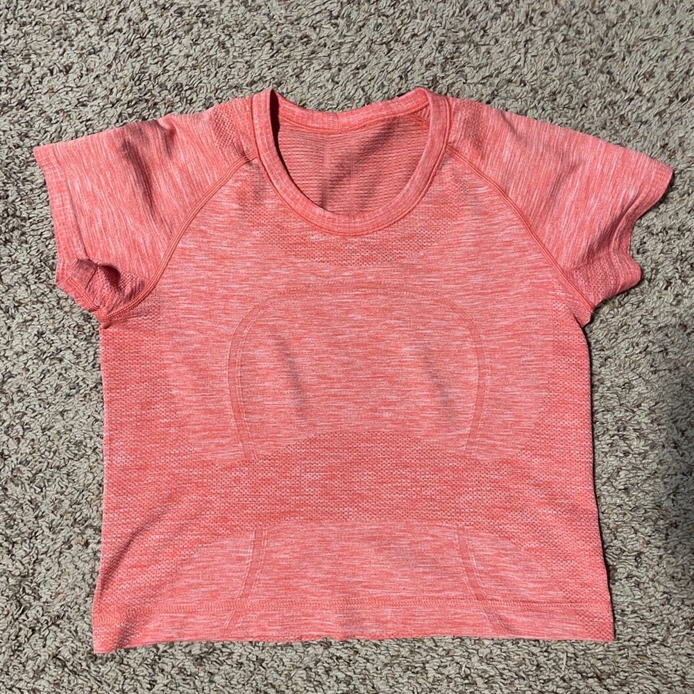 Lululemon Swiftly Tech waist length size 6